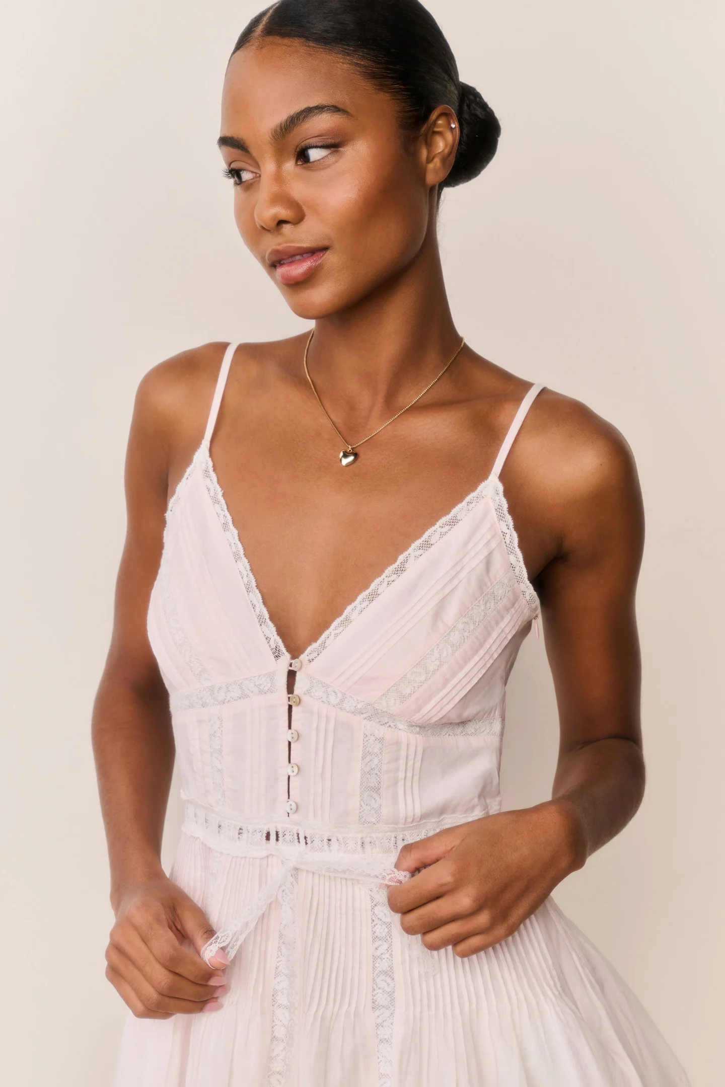 Vestido Curto de Renda de Algodão Rosa Zirelle