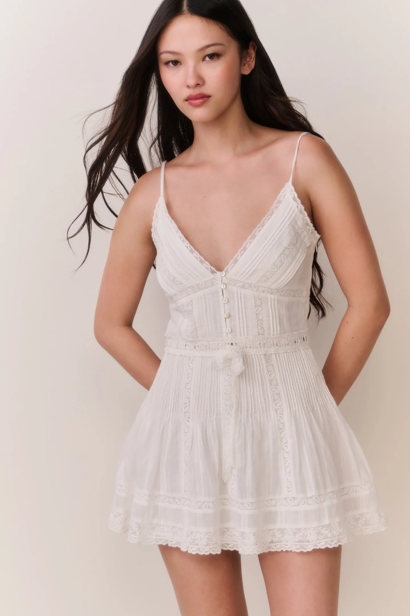 Vestido Mini Victoriano de Algodão Zirelle