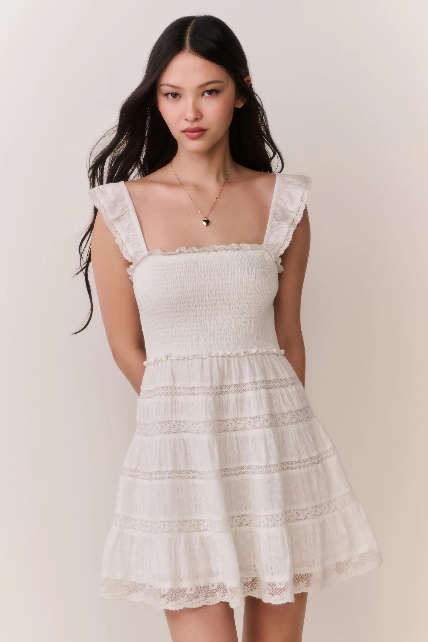 Vestido Mini de Algodão com Borda de Renda Colbera
