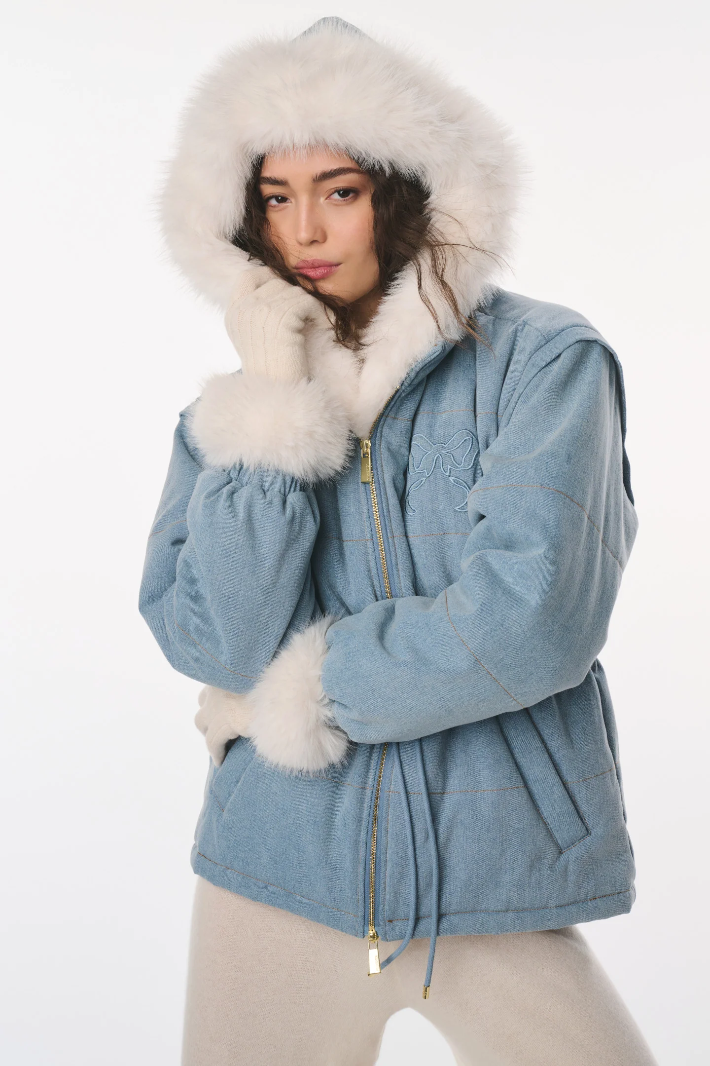 Jaqueta Convertível Deva de Denim LoveShackFancy x MAX&MOI