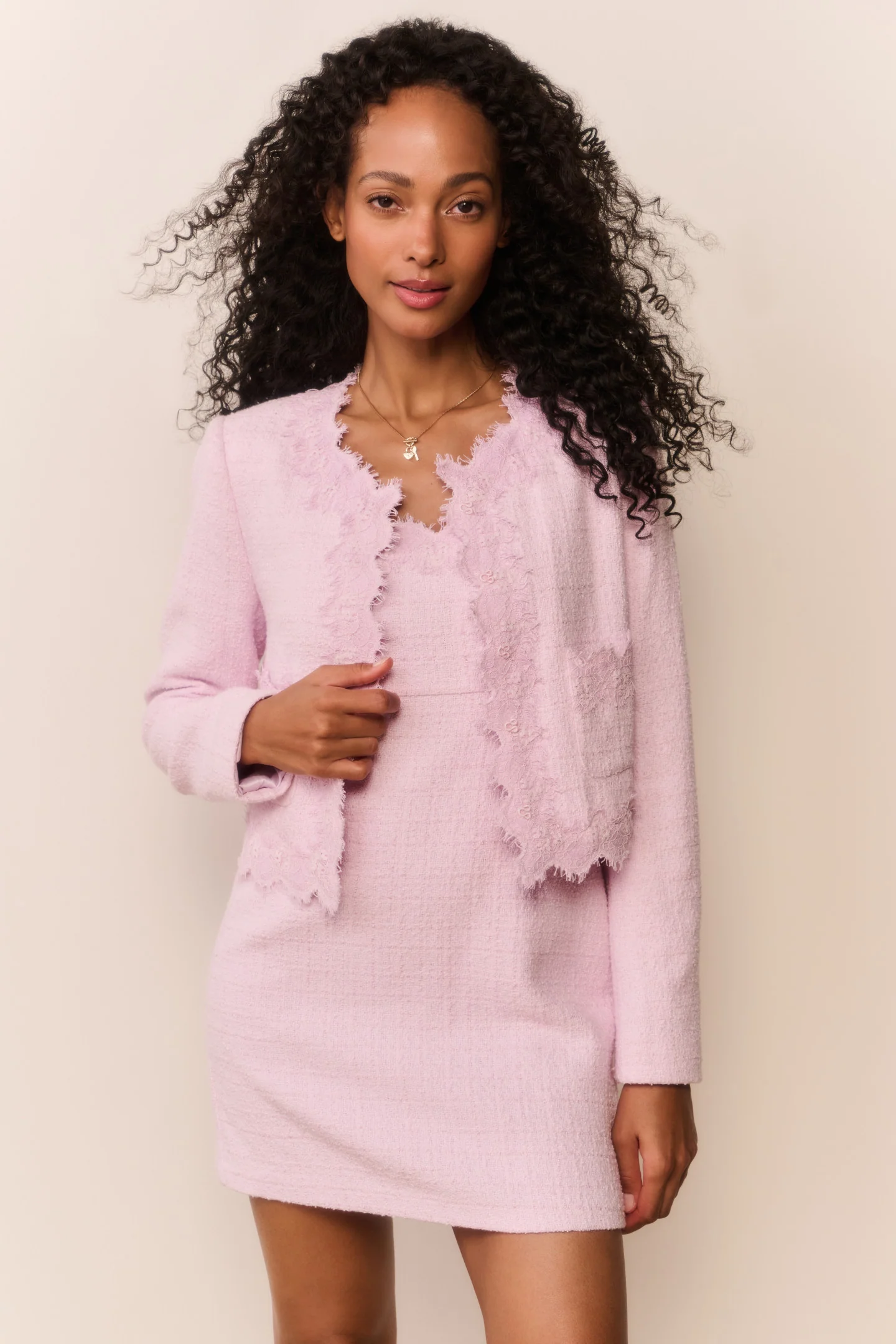 Jaqueta de Tweed com Borda de Renda Erina