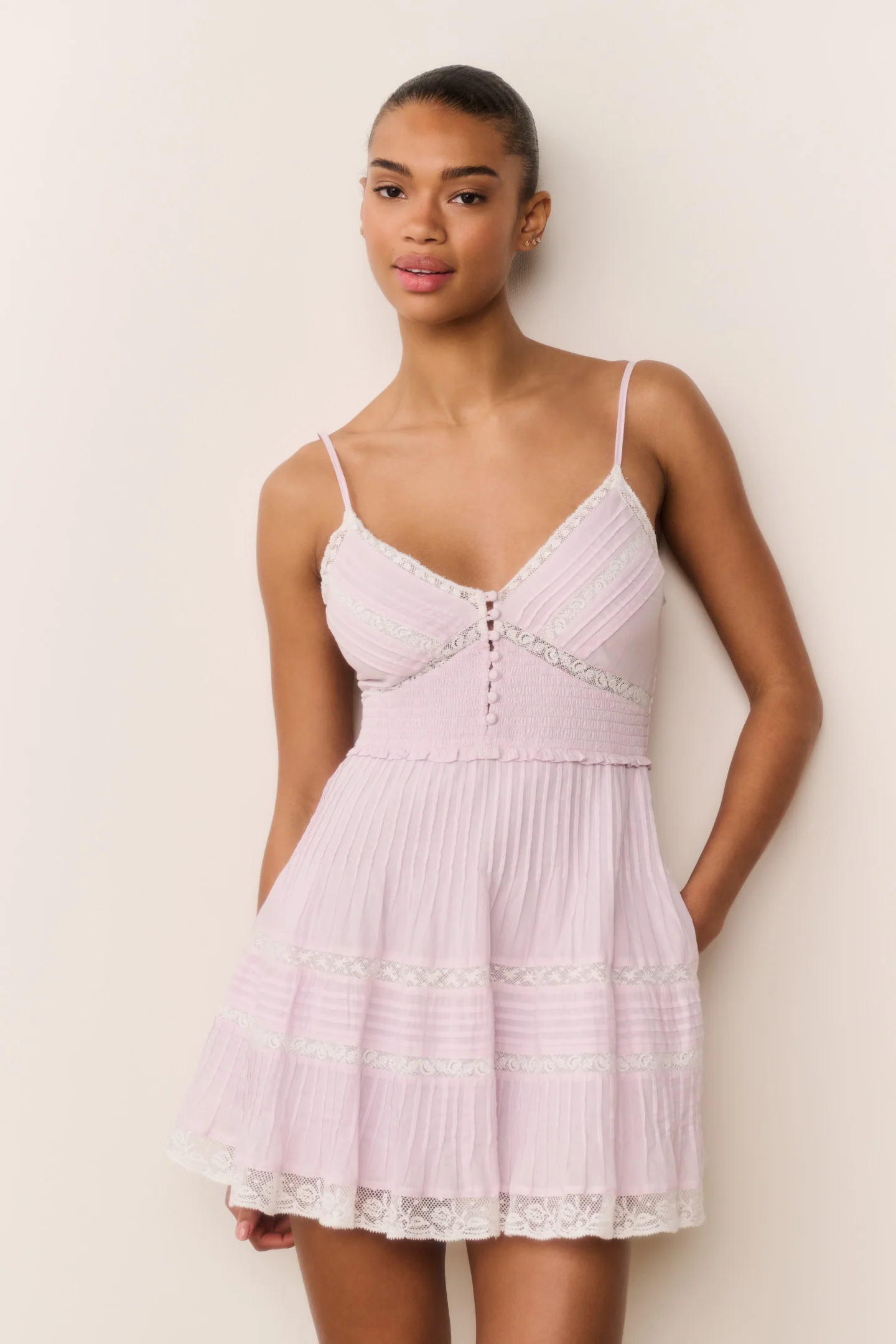 Vestido Mini de Algodão com Borda de Renda Krista