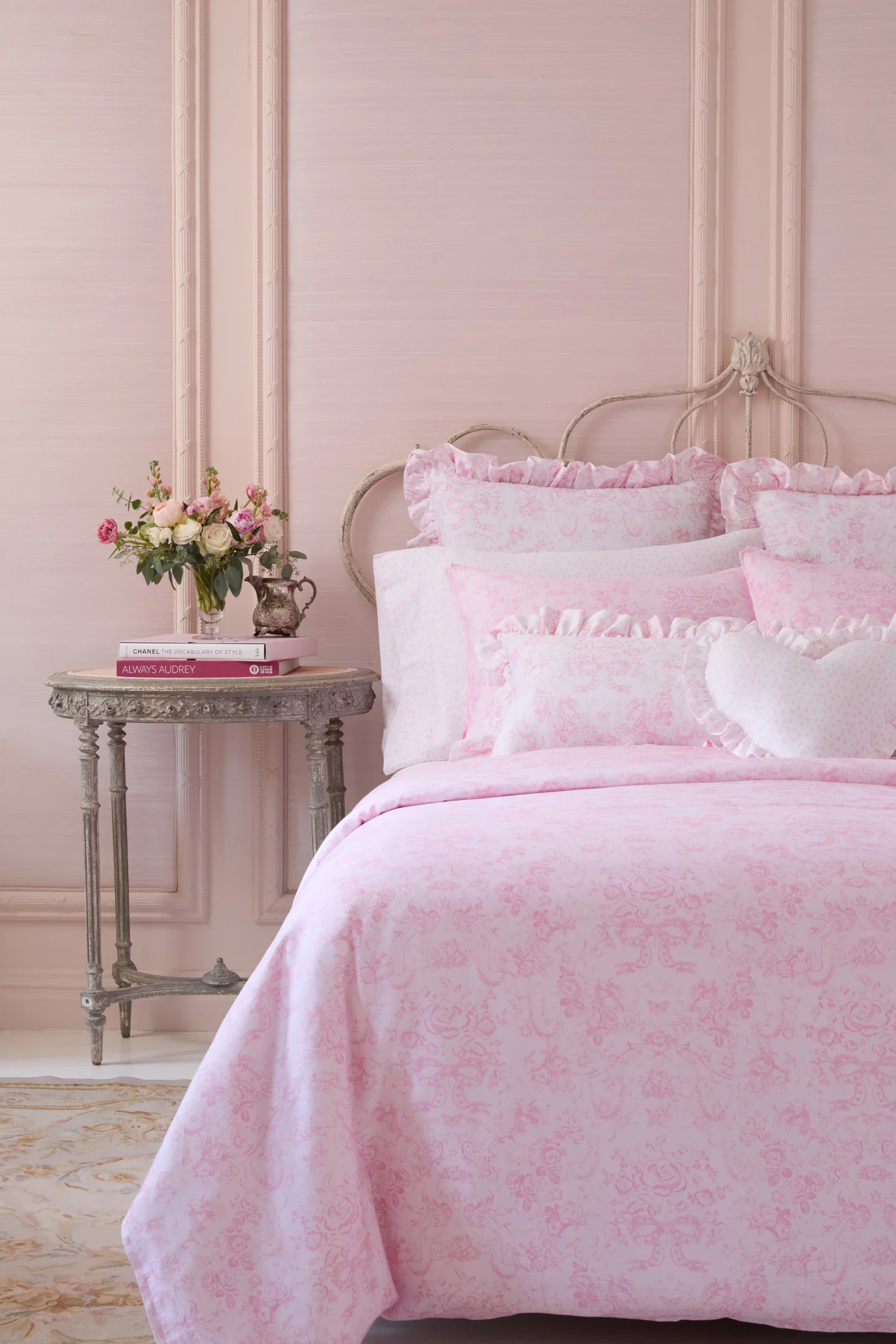 Conjunto de Colcha com Capa e Frontal Floral